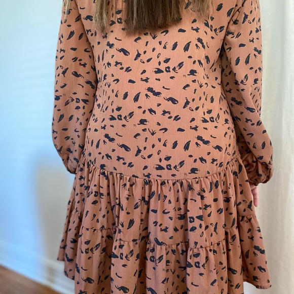 Women’s ruffled tiered dress - Picture 8 of 11